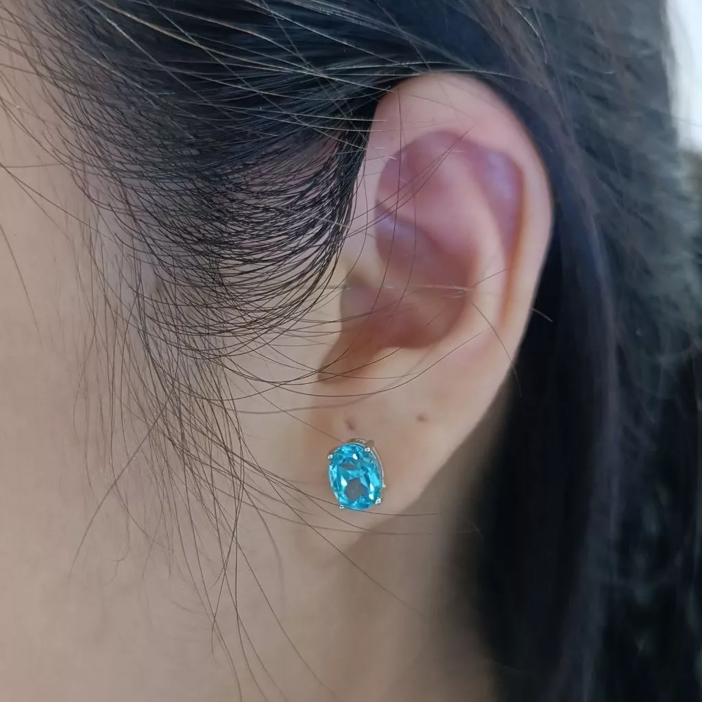 Bông Tai Phong Thủy Cho Người Mệnh Thủy